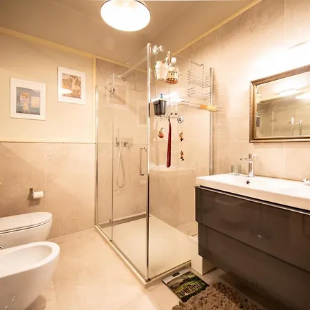 Residenza Al Pavone Luxury With Terrace * Lucca